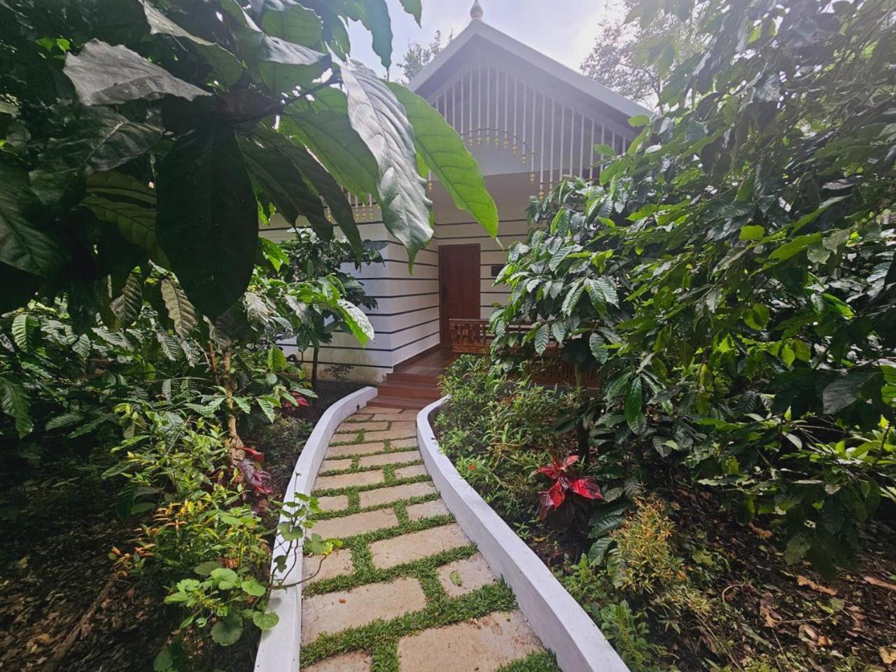 Coorg Orange Blossom Resort And Spa Suntikoppa Exterior foto