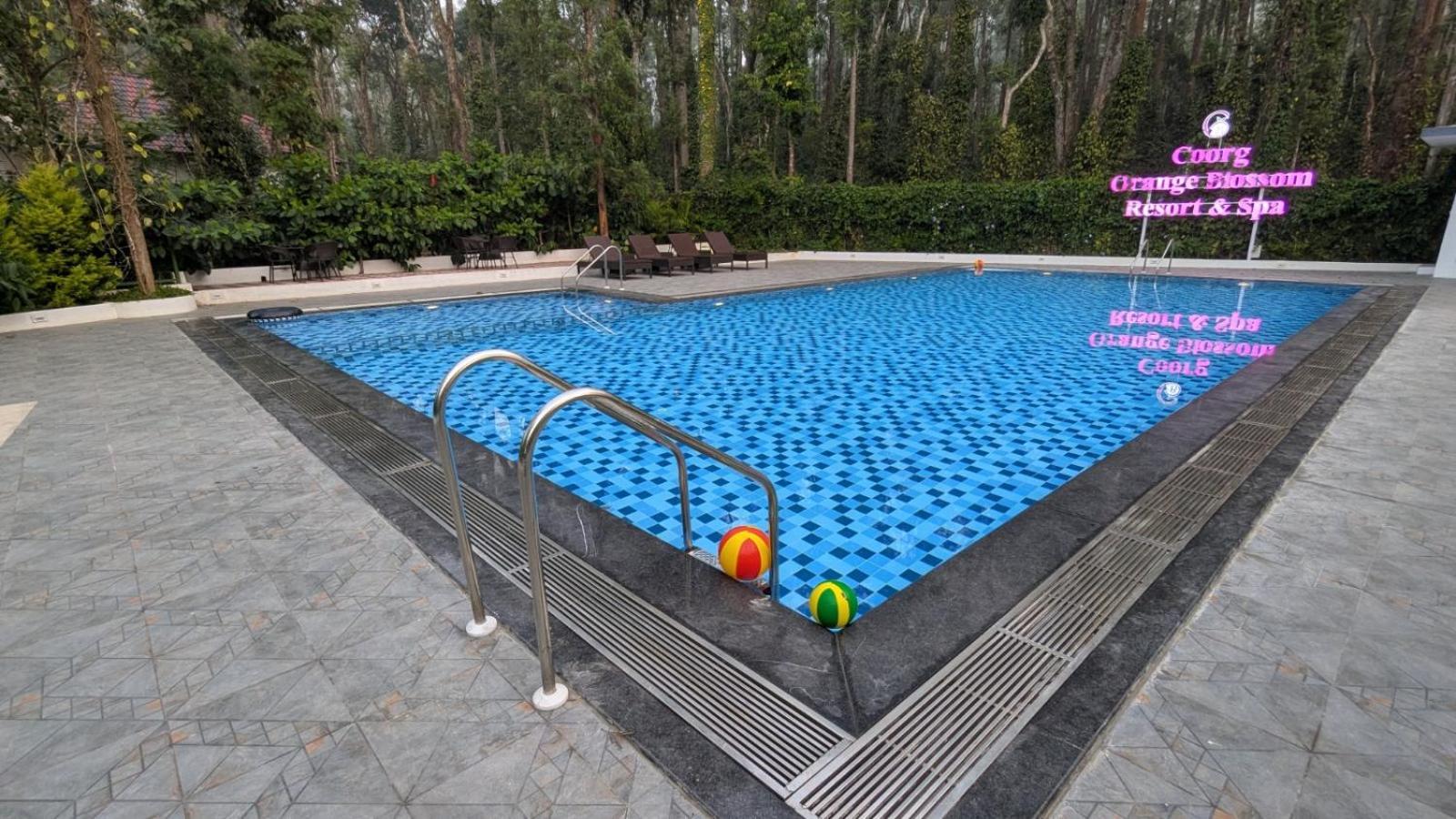 Coorg Orange Blossom Resort And Spa Suntikoppa Exterior foto